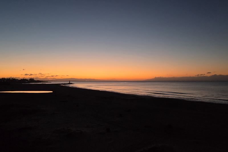 Dawn breaking, orange line