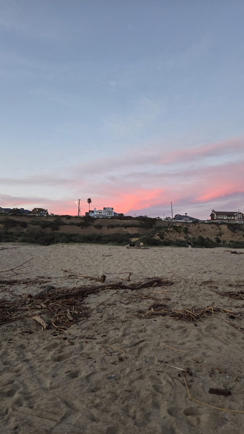 Rose clouds over the bluff houses