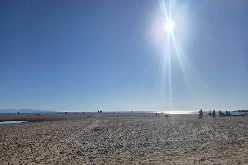 Winter sun star over the bay