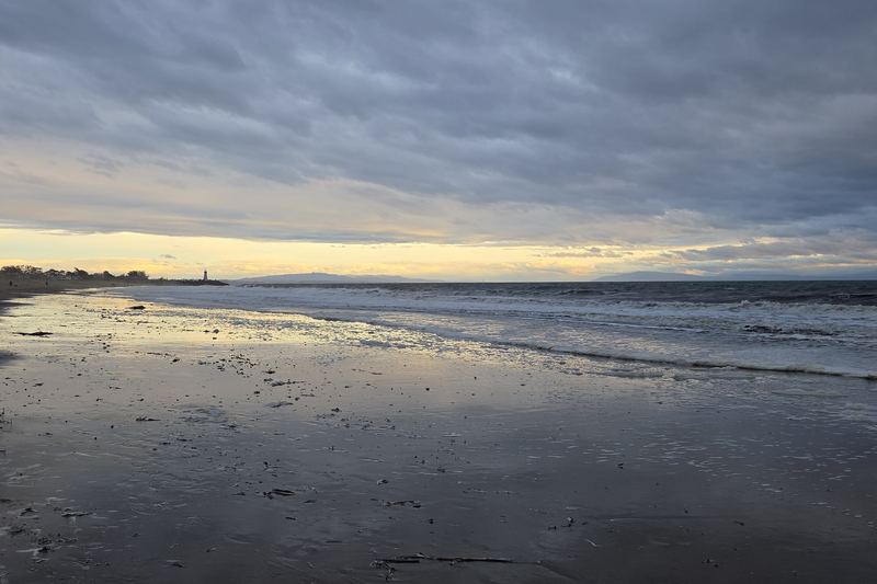 Winter light on the tideline